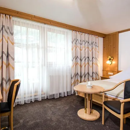 Garni Subretta Otel Ischgl