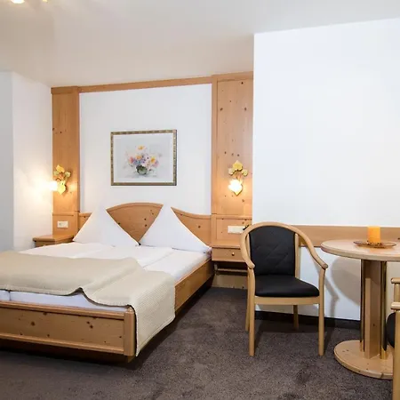 Otel Garni Subretta Ischgl